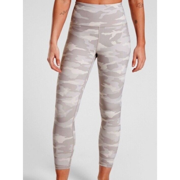 Athleta Pants - ATHLETA Elation 7/8 Light Gray Camo size XS